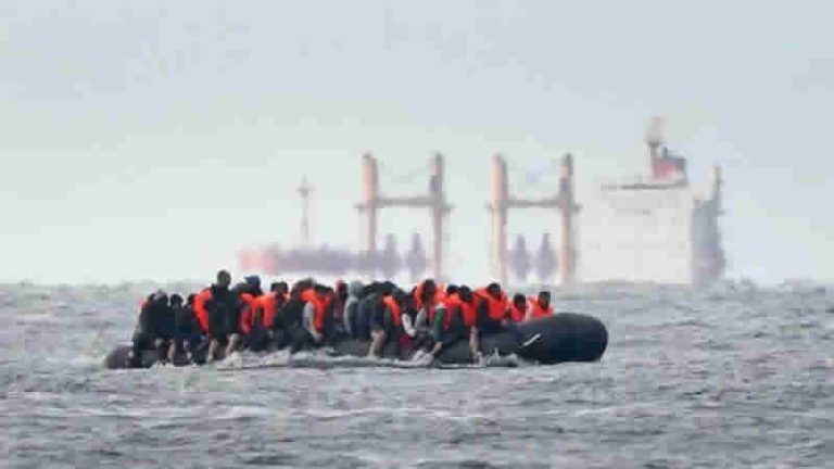 Rishi Sunak Ruanda Tasarısı nedeniyle büyük bir Muhafazakar isyanıyla karşı karşıya