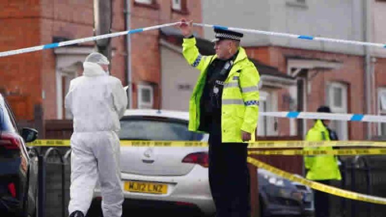 Bristol’daki bıçaklı saldırıda iki genç hayatını kaybetti