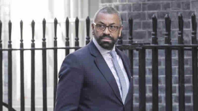 Daily Mail: İngiltere, kaçak Türk göçmenleri geri göndermek için harekete geçti