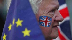 İngiltere, oturum için son başvuru tarihini kaçıran AB vatandaşlarına kalma izni verecek