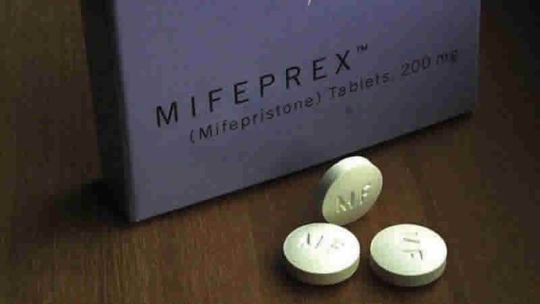 İngiltere’de sağlıkçılara uyarı: Yasa dışı kürtajı polise bildirmeyin