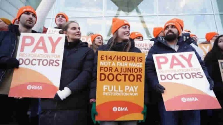 İngiltere’de şimdiye kadarki en uzun NHS grevi başladı! Hastalar ne yapmalı?