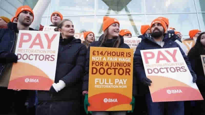 İngiltere’de şimdiye kadarki en uzun NHS grevi başladı! Hastalar ne yapmalı?