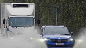 Birleşik Krallık Genelinde Yoğun Yağışlar Devam Edecek