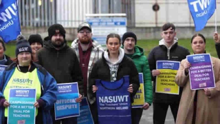 Kuzey İrlanda tarihinin en büyük iş bırakma eylemi başladı