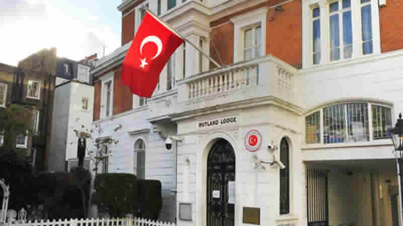  Londra Başkonsolosluğu, dövizle askerlik başvurularını tekrar almaya başladı