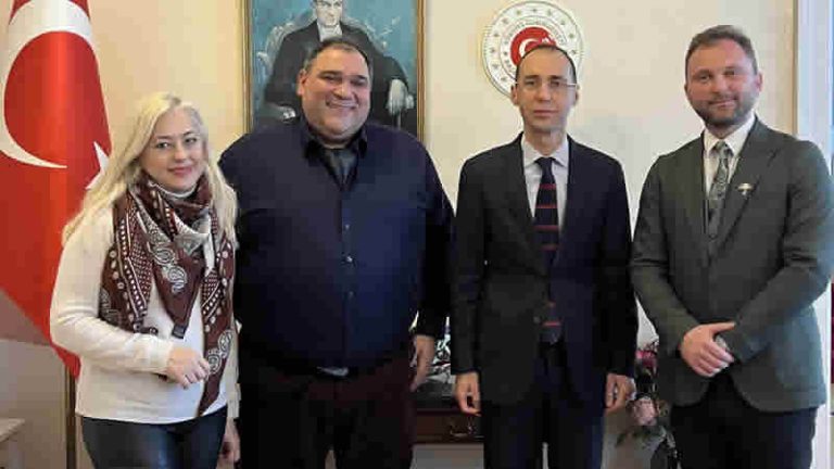 Uzman Nöropsikolog Alptekin Aydın’dan Başkonsolos Atahan’a ziyaret