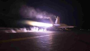 ABD ve İngiltere Yemen’de Husileri bir kez daha hedef aldı