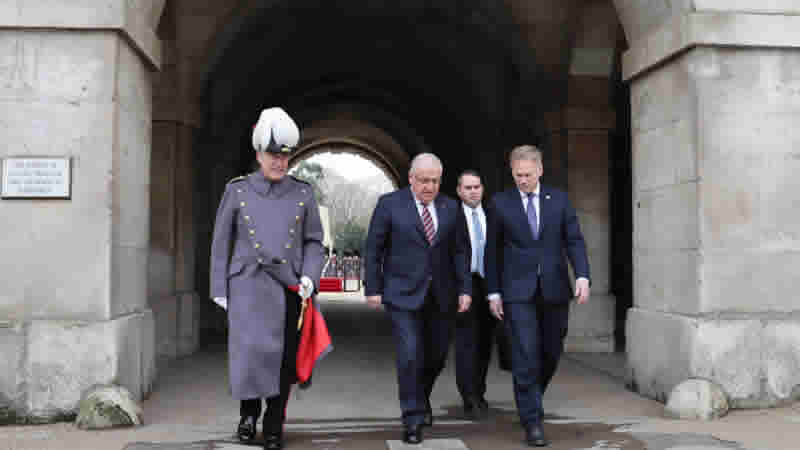 Bakan Güler, İngiltere Savunma Bakanı ve Genelkurmay Başkanı ile görüştü