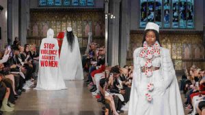 Ödüllü Türk Tasarımcı Tuncer Tonun, Londra Moda Haftası’nda göz doldurdu