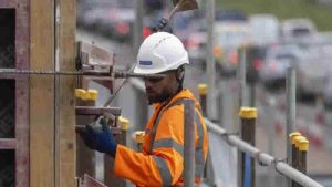 HS2: Midlands ve Kuzey İngiltere fonları ‘yeniden tahsis edecek’