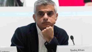 Londra Belediye Başkanı Khan’ın katılacağı etkinlik güvenlik endişesi nedeniyle “çevrimiçi” yapılacak