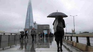 İngiltere ekonomisi 2023 sonunda resesyona girdi