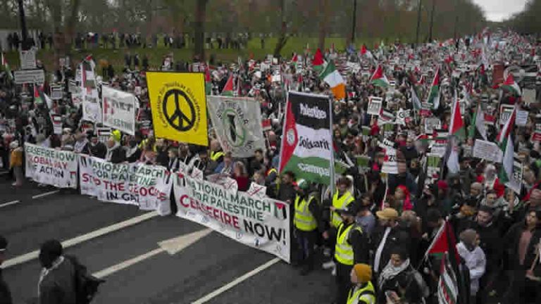 Londra’daki Gazze eylemine binlerce kişi katıldı