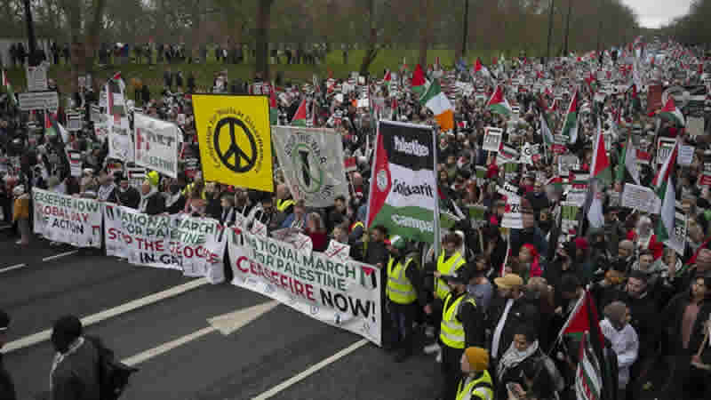 Londra’daki Gazze eylemine binlerce kişi katıldı