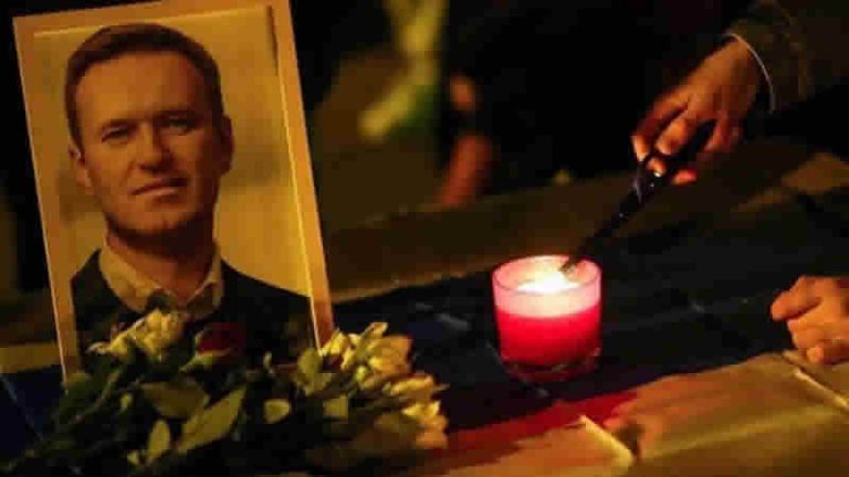 İngiltere’den Rus hapishanesi yöneticilerine Navalni yaptırımı