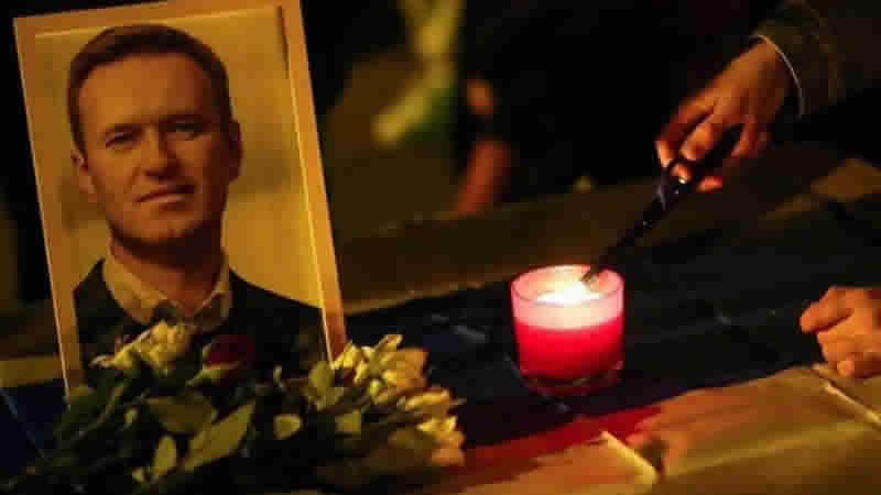 İngiltere’den Rus hapishanesi yöneticilerine Navalni yaptırımı