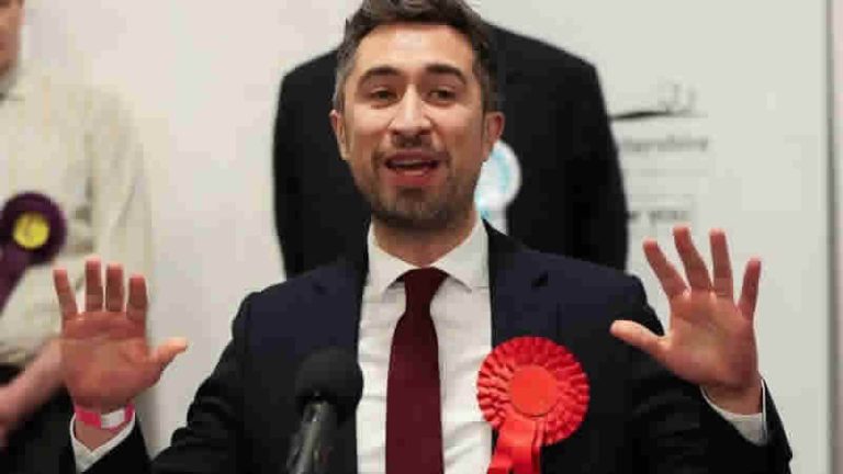 İşçi Partisi Muhafazakâr Partiye karşı ara seçimde çifte zafer elde etti