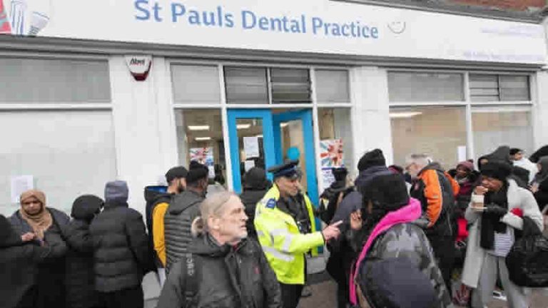 Randevu sıkıntısı yaşanan bölgelerde çalışacak diş hekimlerine 20 bin sterlin promosyon