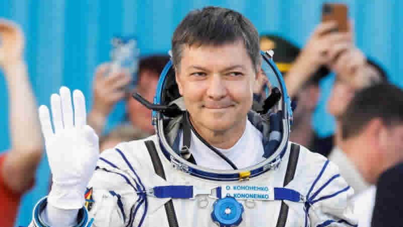 Rus kozmonot 878 günden fazla uzayda kalarak rekor kırdı