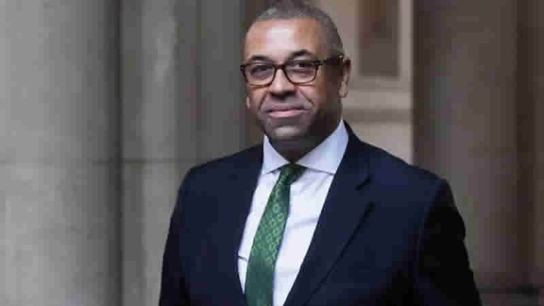 Birleşik Krallık hükümeti Müslümanlar için 150 milyon dolar güvenlik fonu sözü verdi