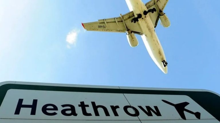 Heathrow Havalimanı’nda Bir Kişi Cinayet Şüphesiyle Gözaltına Alındı