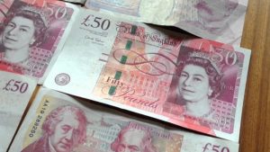 İngiltere Asgari Ücret Stratejisinde Değişiklik Yapıyor