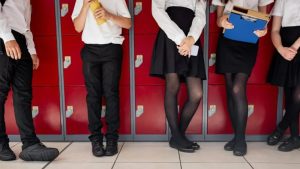 İngiltere’de Beş Öğretmenden Biri Öğrencilerin Saldırısına Uğruyor