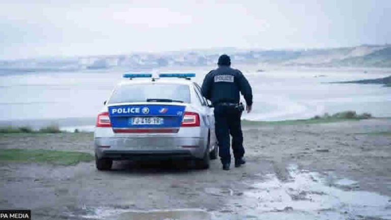 Manş Denizi’ni geçmeye çalışan teknede bulunan 7 yaşındaki kız çocuğu hayatını kaybetti