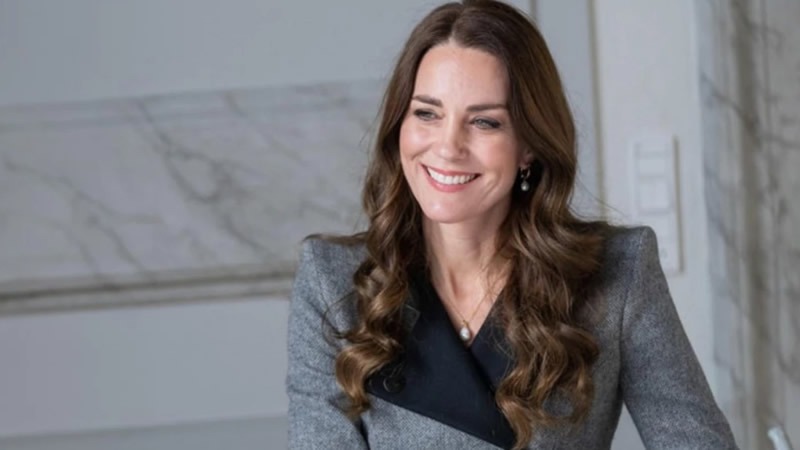 Kate Middleton, İngiltere’nin en sevilen kraliyet üyesi seçildi