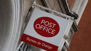 İngiltere’de “posta kurumu skandalı” mağdurlarının çocukları tazminat istiyor