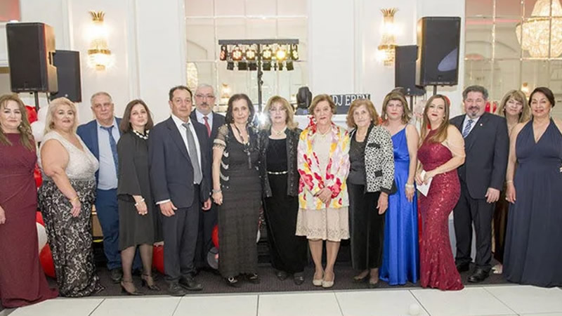 Ali Rıza Değirmencioğlu Türk Okulu’nun 40. yılı Londra’da balo ile kutlandı