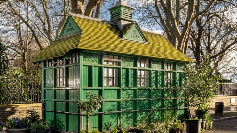 Londra’daki Tarihi Taksi Barınakları: Unutulmaz Bir Mirasın Son Temsilcisi