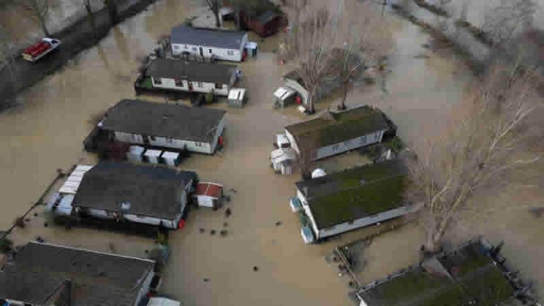 Birleşik Krallık’ta hava durumuyla ilgili sigorta talepleri 573 milyon sterline ulaştı