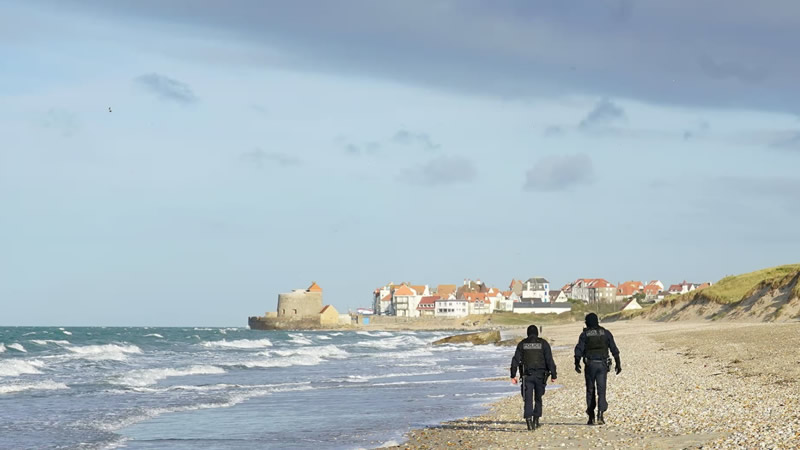 Manş Denizi’ni geçmeye çalışan biri çocuk 5 sığınmacı hayatını kaybetti
