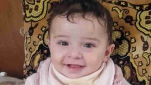 Yedi aylık İngiliz bebek Cezayir’de mahsur kaldı