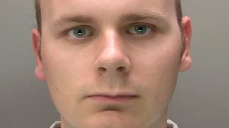 Lincoln’de karısını öldürüp cesedini parçalara ayıran adam ömür boyu hapis cezasına çarptırıldı