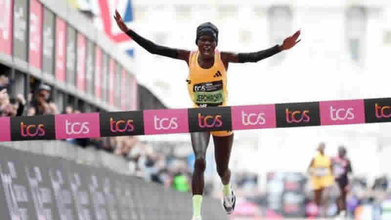Londra Maratonu: Peres Jepchirchir Kadınlar Dünya Rekorunu Kırdı
