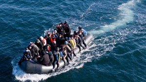 Birleşik Krallık’ta 18 bin sığınmacı Ruanda’ya gönderilme tehdidiyle karşı karşıya