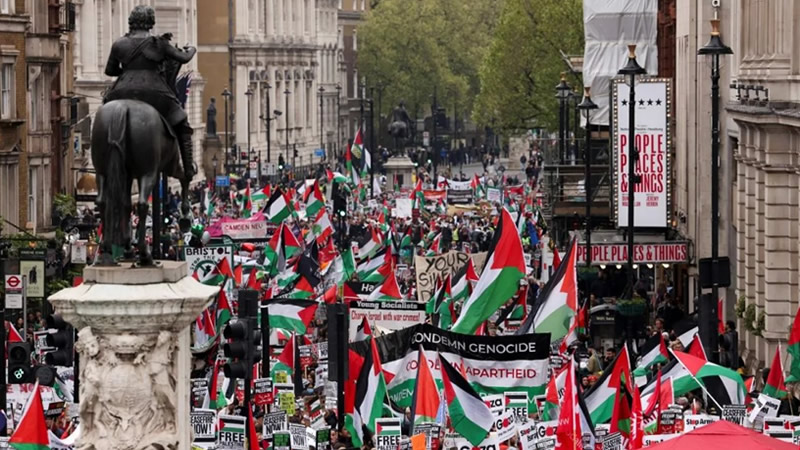 Londra’da Gazze’ye destek yürüyüşü: İngiltere hükümetine tepki