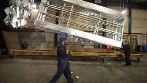 İngiltere İşgücü Piyasası anketi: İşletmeler ücret artışlarından kaçınıyor