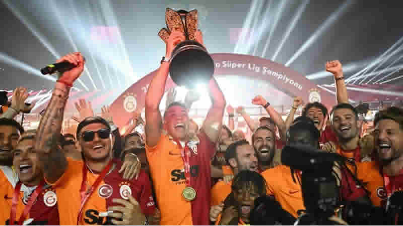 Galatasaray, Süper Lig’de 24. Kez Şampiyonluk Sevinci Yaşadı