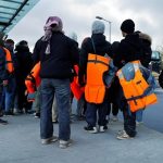 Fransa, Manş Denizi’nden İngiltere’ye geçmeye çalışan 119 göçmeni kurtardı