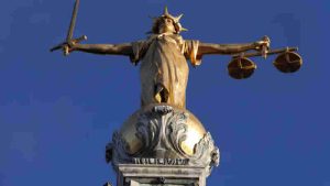 İngiltere’de casus avı devam ediyor: 64 yaşındaki İngiliz vatandaşı tutuklandı