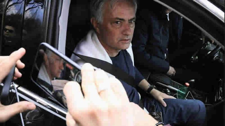 Aziz Yıldırım, Mourinho İle Görüşmek İçin İngiltere’ye Geliyor