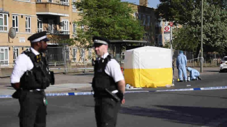 Edgware’deki kadın cinayeti sonrası bir kişi gözaltına alındı