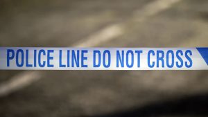 Londra’nın güneydoğusunda apartmandan düşen çocuk hayatını kaybetti