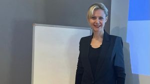 Psikolog Nevin MERT: Dürüstlük mü yoksa nezaket mi?