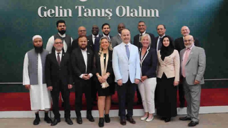 YEE Başkanı, İngiltere parlamento üyeleri ve iş insanları ile Ankara’da bir araya geldi