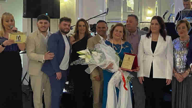 Limasollular Derneği’nden Londra’da unutulmaz balo